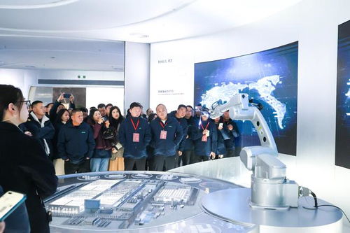 乘风奋起 鹏程万里 绿电家2025年代理商新春团拜会圆满举行